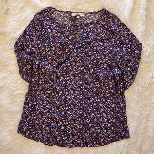 Weekend By Suzanne Betro Navy Floral Top M